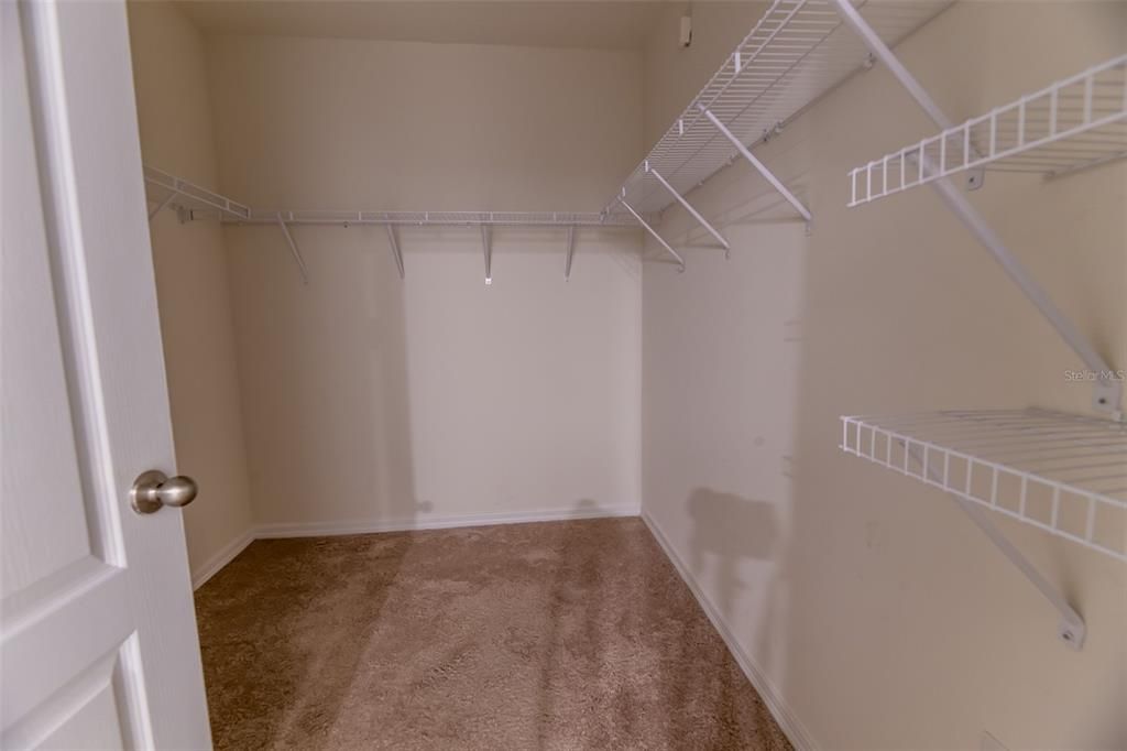 For Sale: $264,999 (4 beds, 2 baths, 1867 Square Feet)