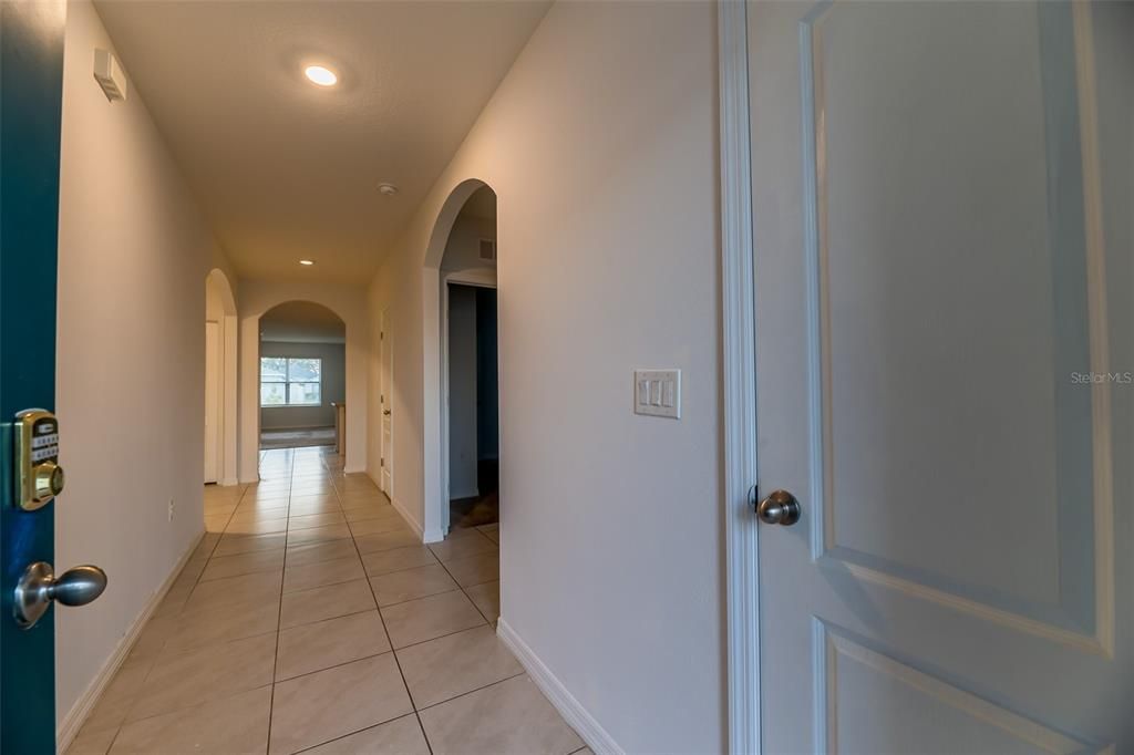 For Sale: $264,999 (4 beds, 2 baths, 1867 Square Feet)