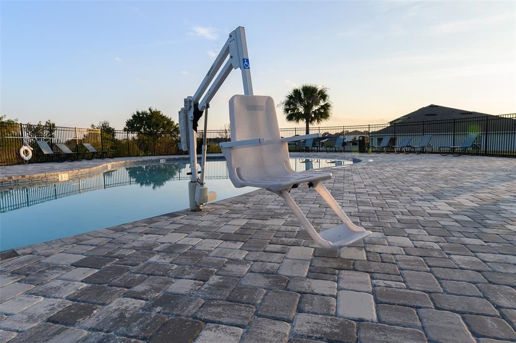 For Sale: $264,999 (4 beds, 2 baths, 1867 Square Feet)