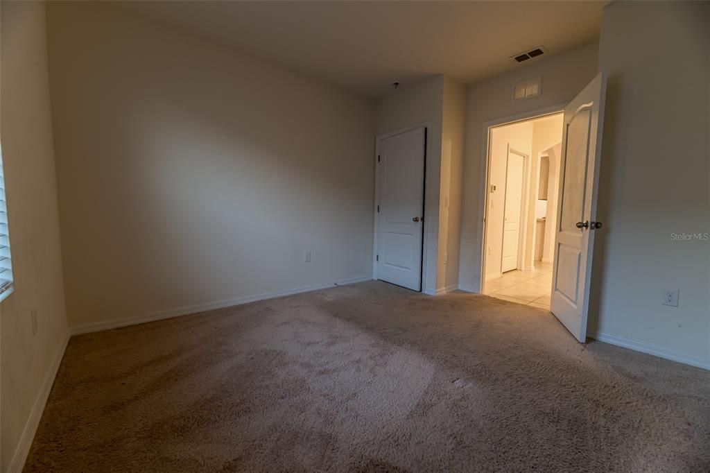 For Sale: $264,999 (4 beds, 2 baths, 1867 Square Feet)