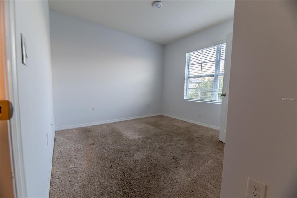 For Sale: $264,999 (4 beds, 2 baths, 1867 Square Feet)