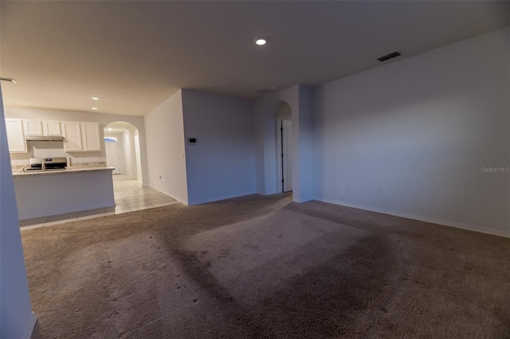 For Sale: $264,999 (4 beds, 2 baths, 1867 Square Feet)