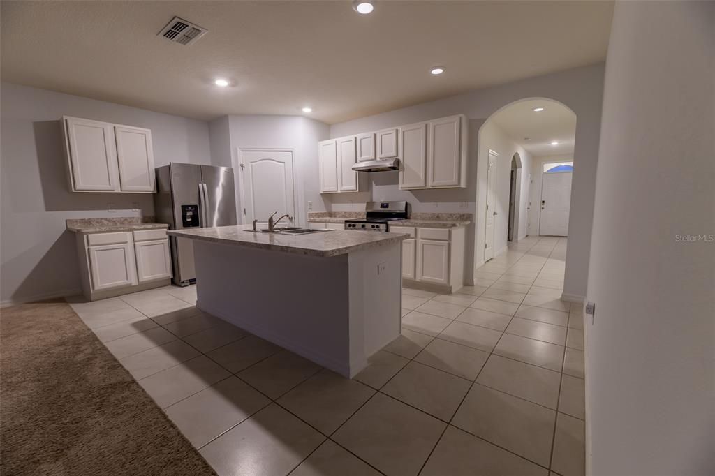 For Sale: $264,999 (4 beds, 2 baths, 1867 Square Feet)