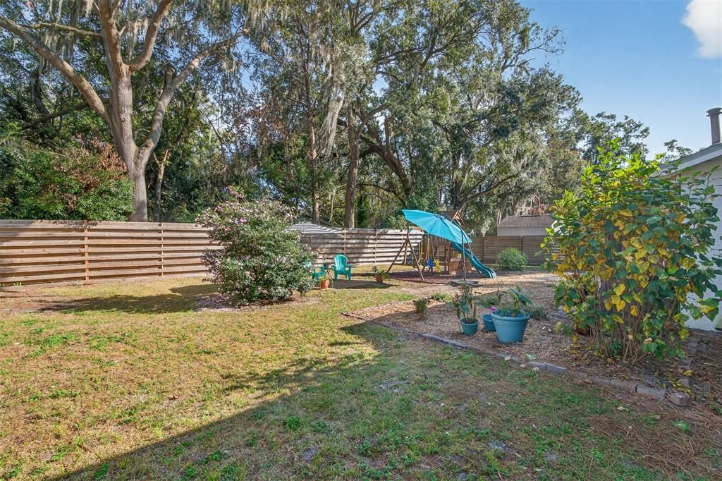 Activo con contrato: $324,000 (3 camas, 2 baños, 1317 Pies cuadrados)