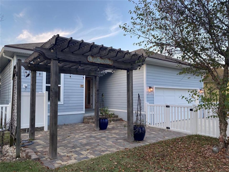 En Renta: $2,800 (3 camas, 2 baños, 1810 Pies cuadrados)