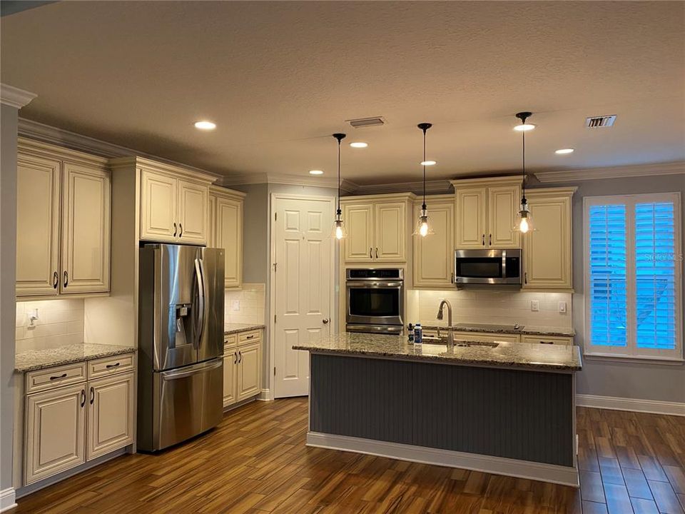 En Renta: $2,800 (3 camas, 2 baños, 1810 Pies cuadrados)