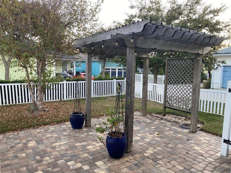 En Renta: $2,800 (3 camas, 2 baños, 1810 Pies cuadrados)