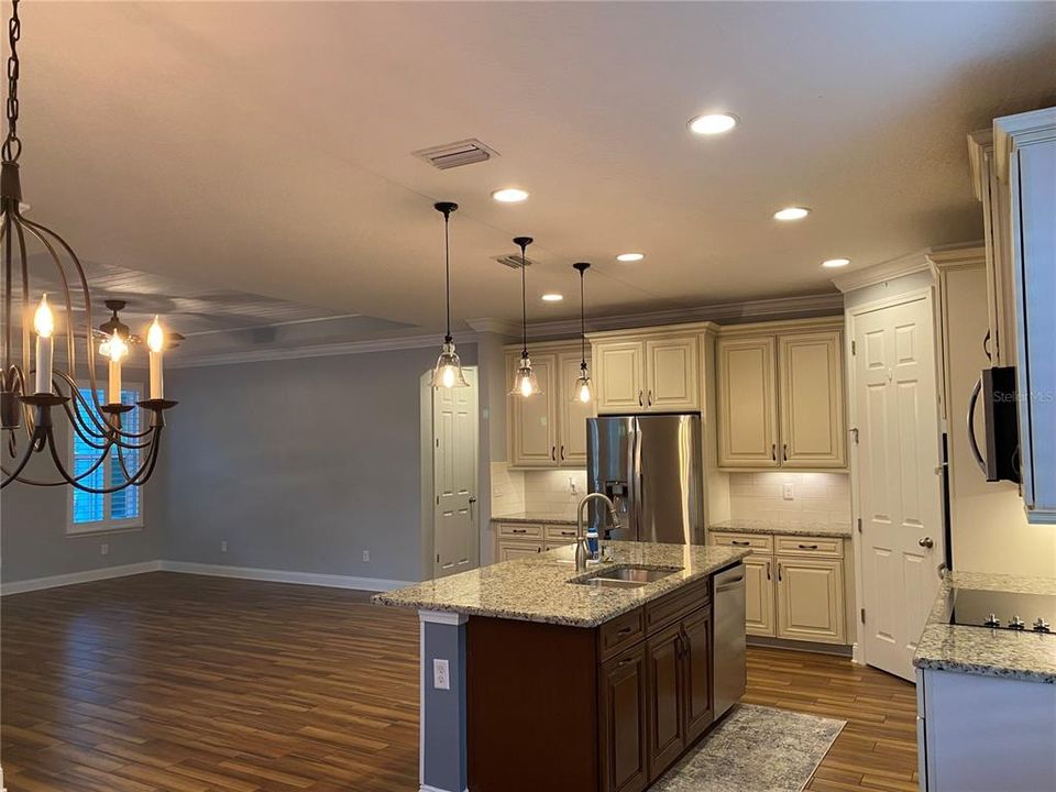 En Renta: $2,800 (3 camas, 2 baños, 1810 Pies cuadrados)