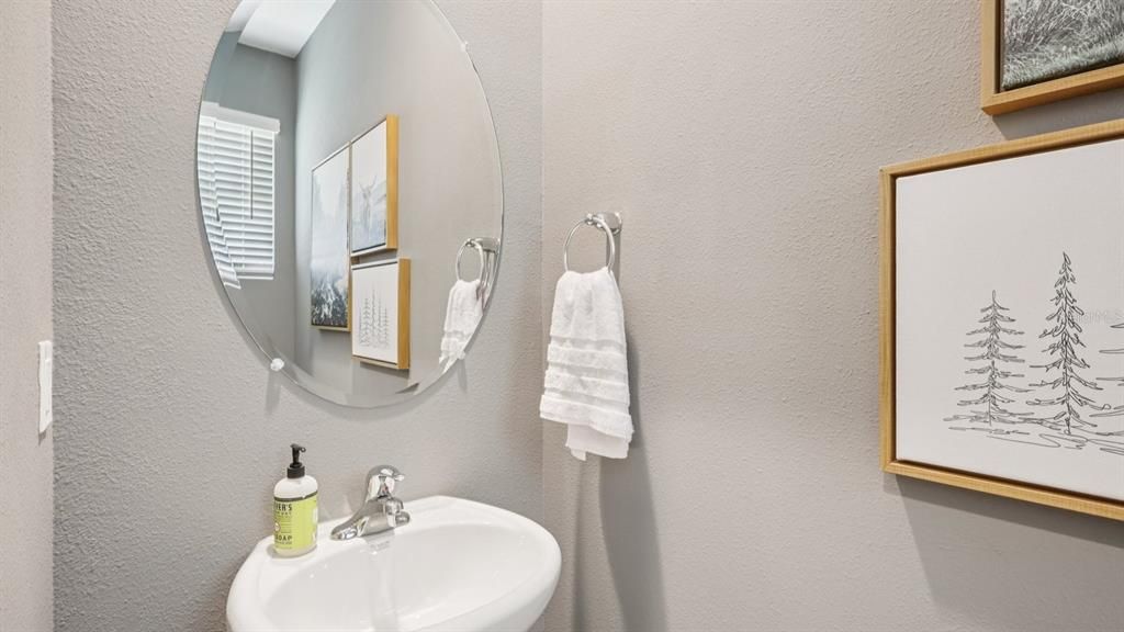 For Sale: $385,990 (3 beds, 2 baths, 1758 Square Feet)