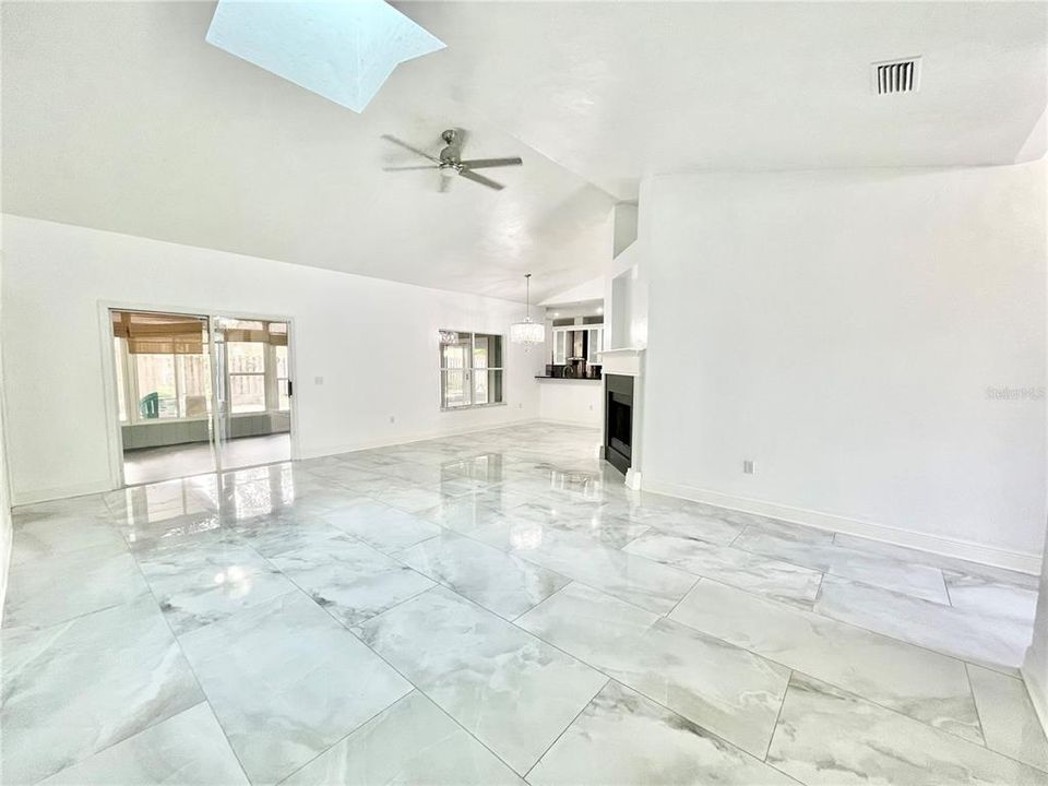 For Rent: $2,500 (3 beds, 2 baths, 1920 Square Feet)