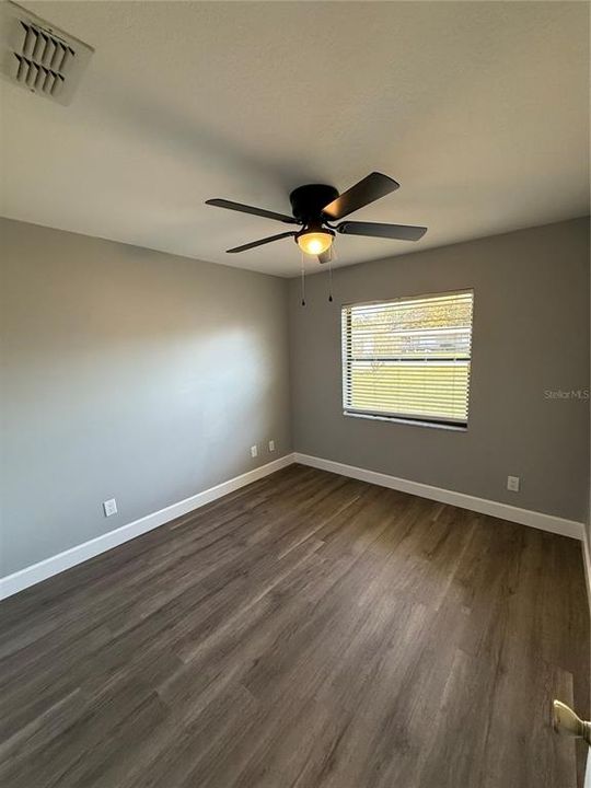 For Sale: $329,900 (3 beds, 2 baths, 1605 Square Feet)