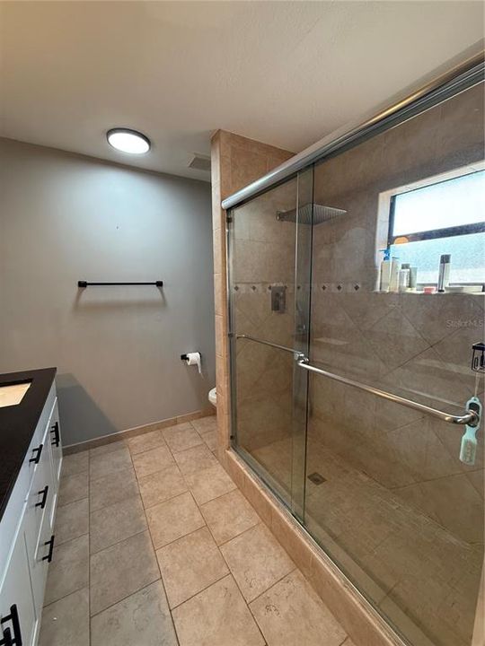 For Sale: $329,900 (3 beds, 2 baths, 1605 Square Feet)