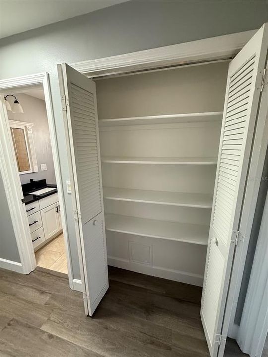 For Sale: $329,900 (3 beds, 2 baths, 1605 Square Feet)