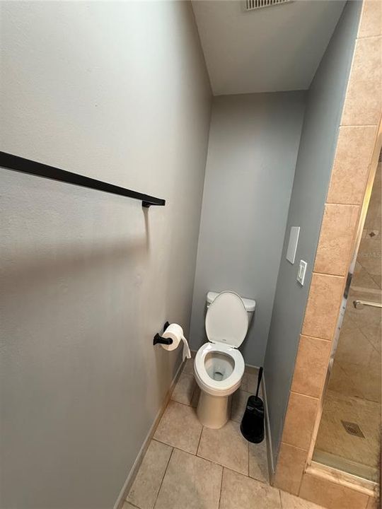 For Sale: $329,900 (3 beds, 2 baths, 1605 Square Feet)