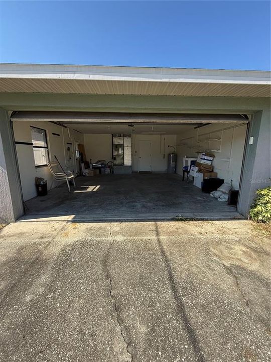 For Sale: $329,900 (3 beds, 2 baths, 1605 Square Feet)