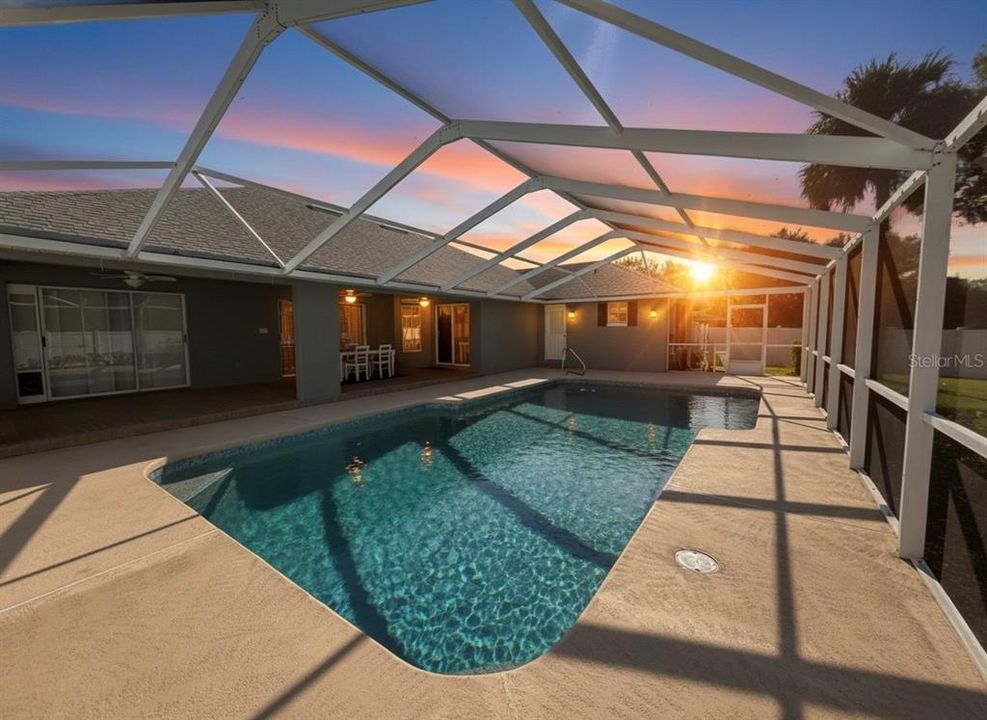 En Venta: $450,000 (4 camas, 2 baños, 2104 Pies cuadrados)