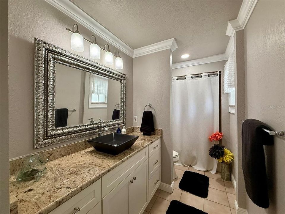 En Venta: $450,000 (4 camas, 2 baños, 2104 Pies cuadrados)