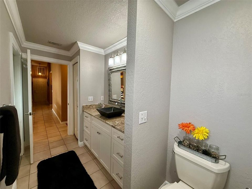 En Venta: $450,000 (4 camas, 2 baños, 2104 Pies cuadrados)