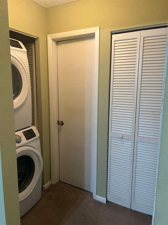 На продажу: $139,000 (2 спален, 2 ванн, 864 Квадратных фут)