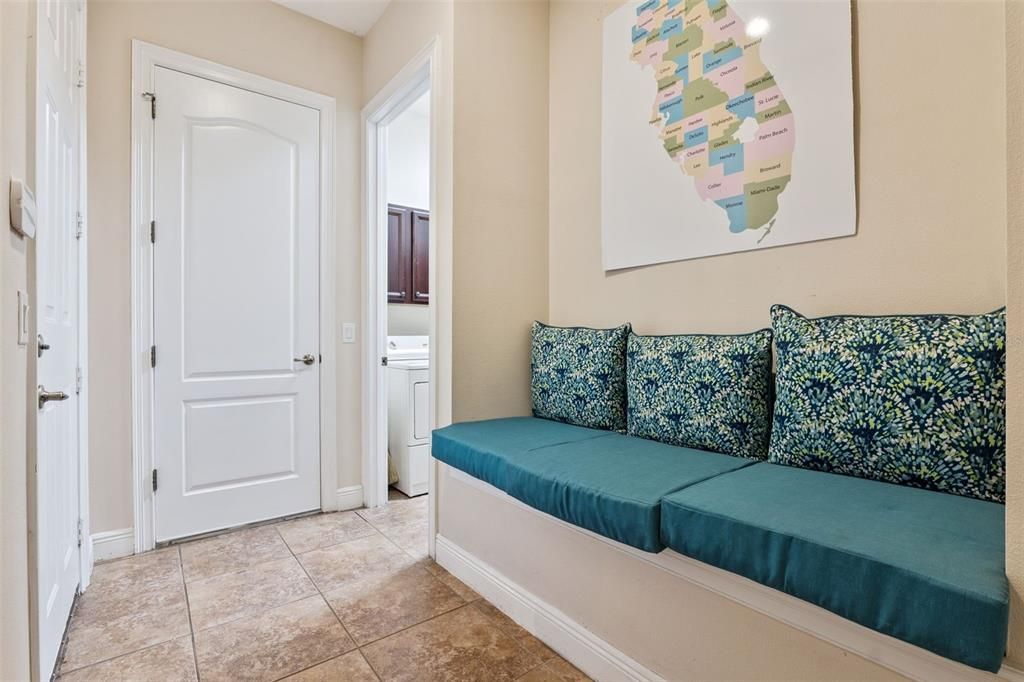 En Venta: $995,000 (5 camas, 4 baños, 4871 Pies cuadrados)