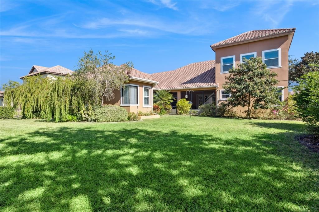 En Venta: $995,000 (5 camas, 4 baños, 4871 Pies cuadrados)