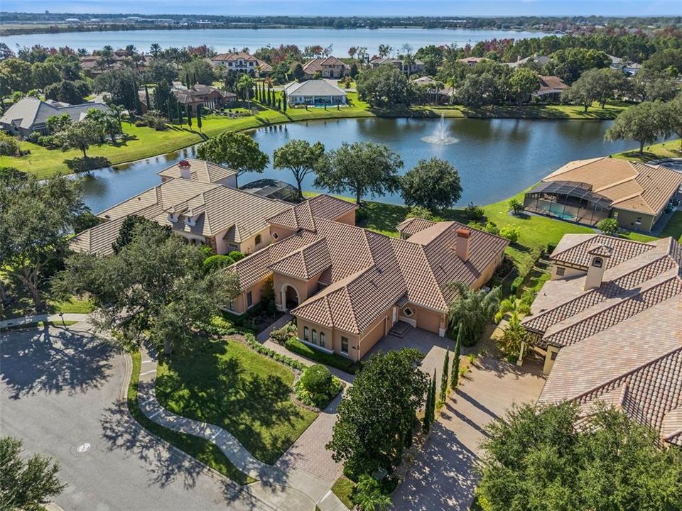 En Venta: $995,000 (5 camas, 4 baños, 4871 Pies cuadrados)