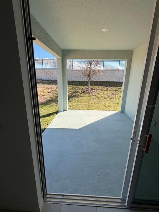Active With Contract: $349,990 (4 beds, 3 baths, 2105 Square Feet)