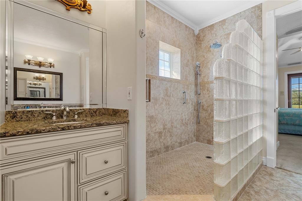 待售: $499,000 (3 贝兹, 2 浴室, 2598 平方英尺)