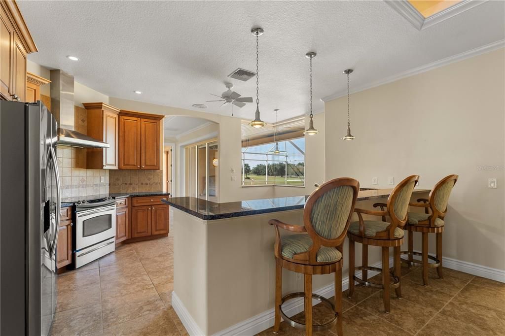 待售: $499,000 (3 贝兹, 2 浴室, 2598 平方英尺)