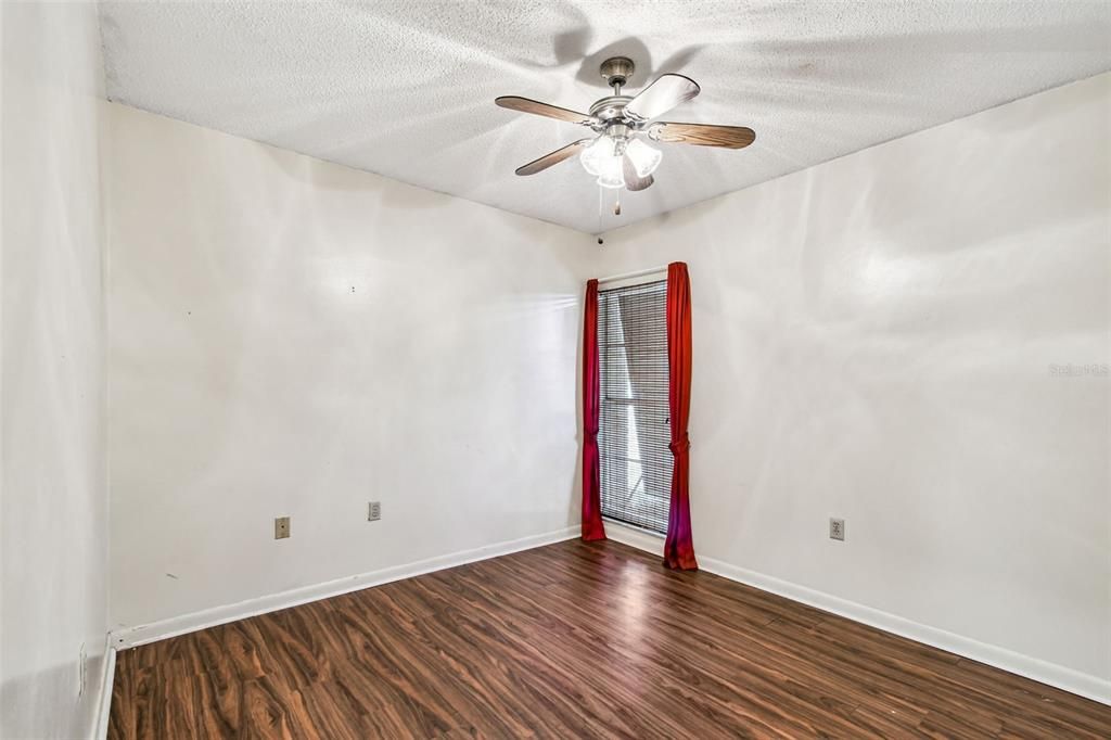 For Sale: $450,000 (3 beds, 2 baths, 2010 Square Feet)