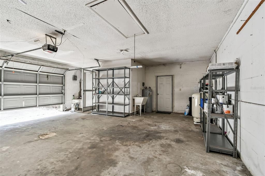 For Sale: $450,000 (3 beds, 2 baths, 2010 Square Feet)