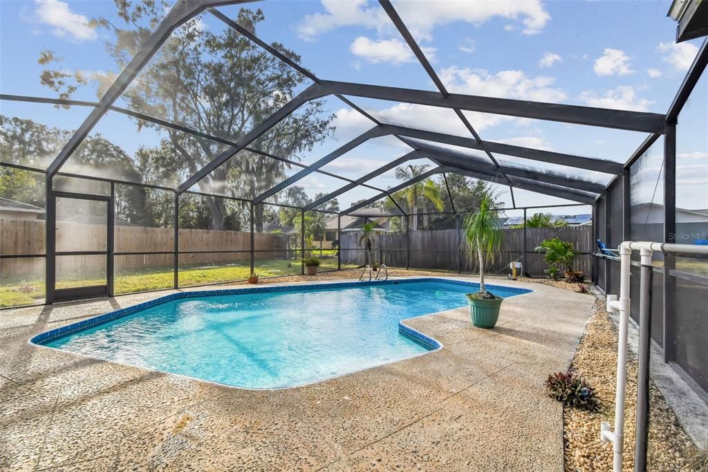 For Sale: $450,000 (3 beds, 2 baths, 2010 Square Feet)