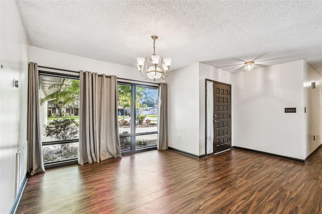 For Sale: $450,000 (3 beds, 2 baths, 2010 Square Feet)