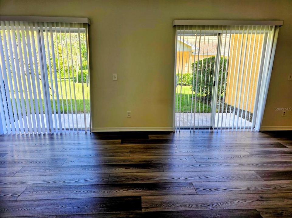 For Sale: $265,000 (3 beds, 2 baths, 1455 Square Feet)