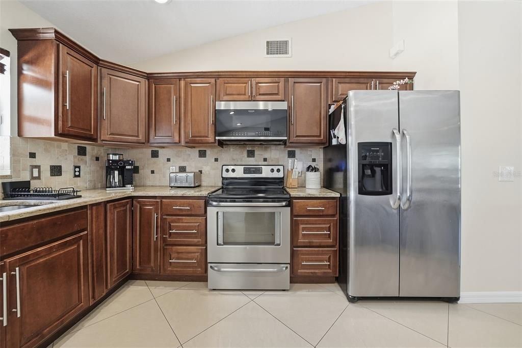 待售: $495,000 (3 贝兹, 2 浴室, 1537 平方英尺)