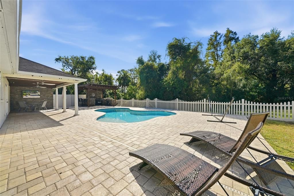 待售: $495,000 (3 贝兹, 2 浴室, 1537 平方英尺)