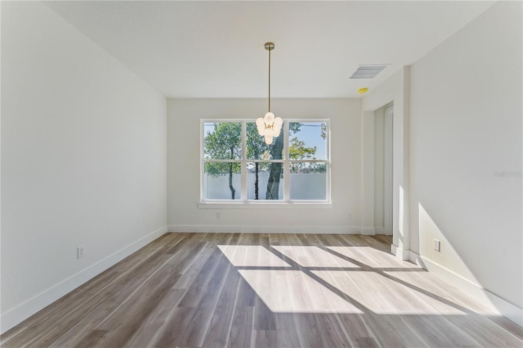 For Sale: $859,940 (5 beds, 4 baths, 3142 Square Feet)