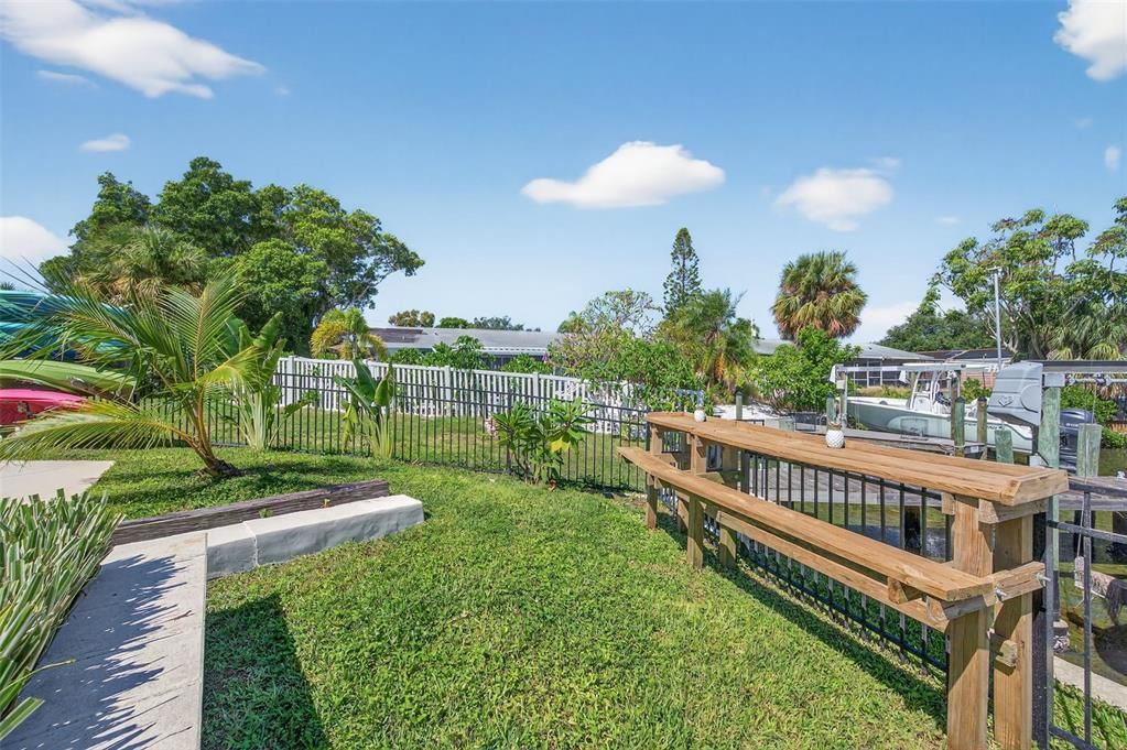 For Sale: $899,900 (3 beds, 2 baths, 1391 Square Feet)