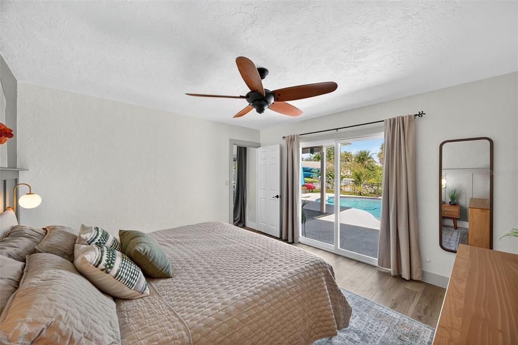 For Sale: $899,900 (3 beds, 2 baths, 1391 Square Feet)