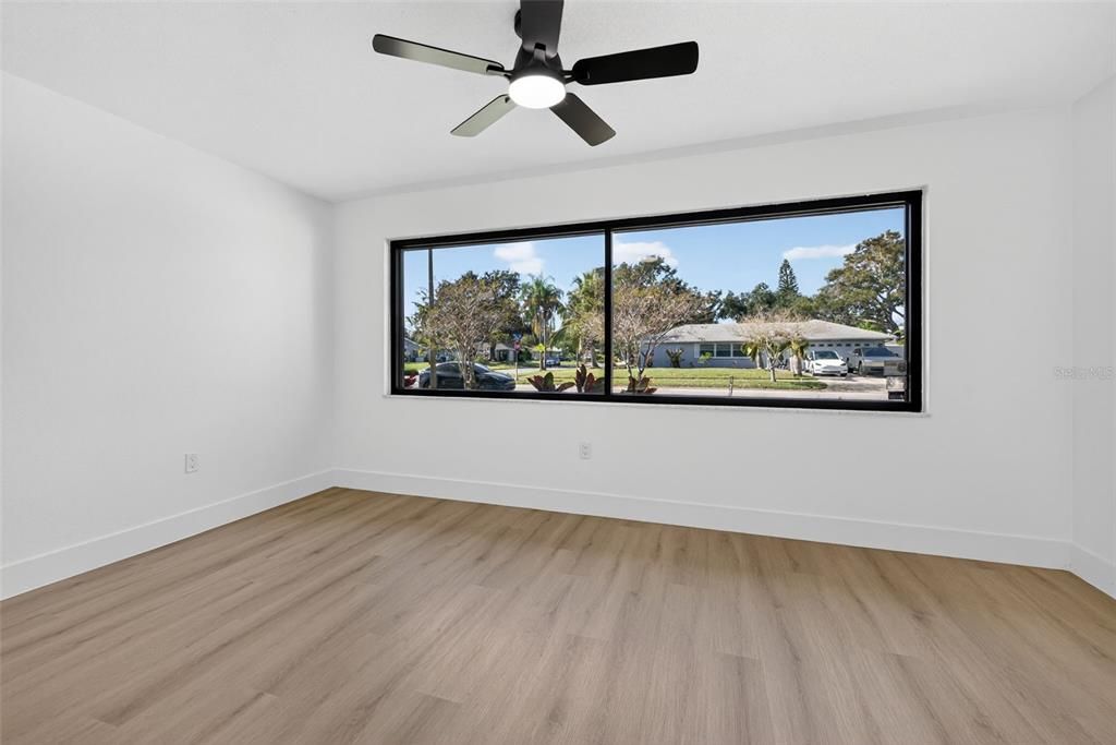 Active With Contract: $549,900 (3 beds, 2 baths, 1740 Square Feet)