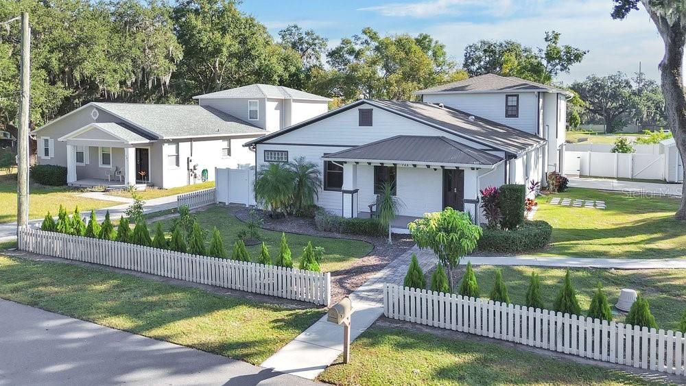 Activo con contrato: $460,000 (5 camas, 3 baños, 3336 Pies cuadrados)