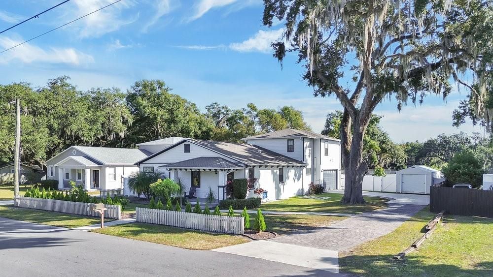 Activo con contrato: $460,000 (5 camas, 3 baños, 3336 Pies cuadrados)