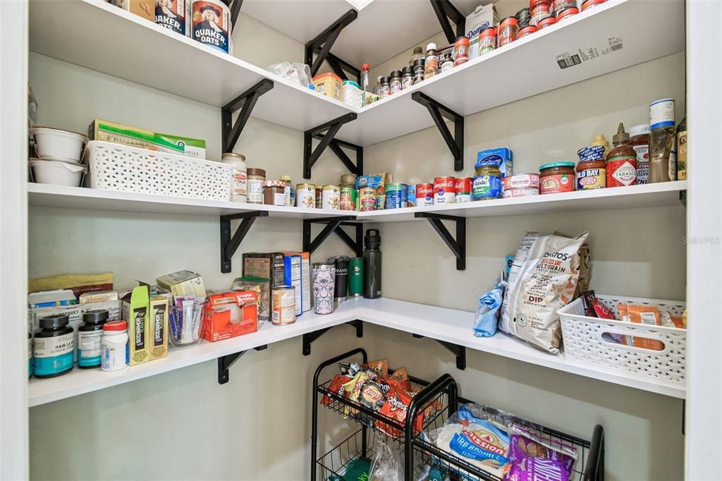 En Venta: $629,900 (3 camas, 3 baños, 2218 Pies cuadrados)