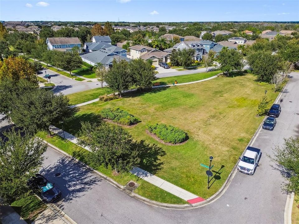 En Venta: $629,900 (3 camas, 3 baños, 2218 Pies cuadrados)