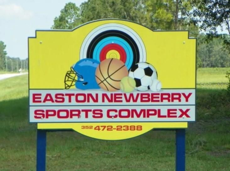 Под контрактом: $349,900 (4 спален, 2 ванн, 2154 Квадратных фут)