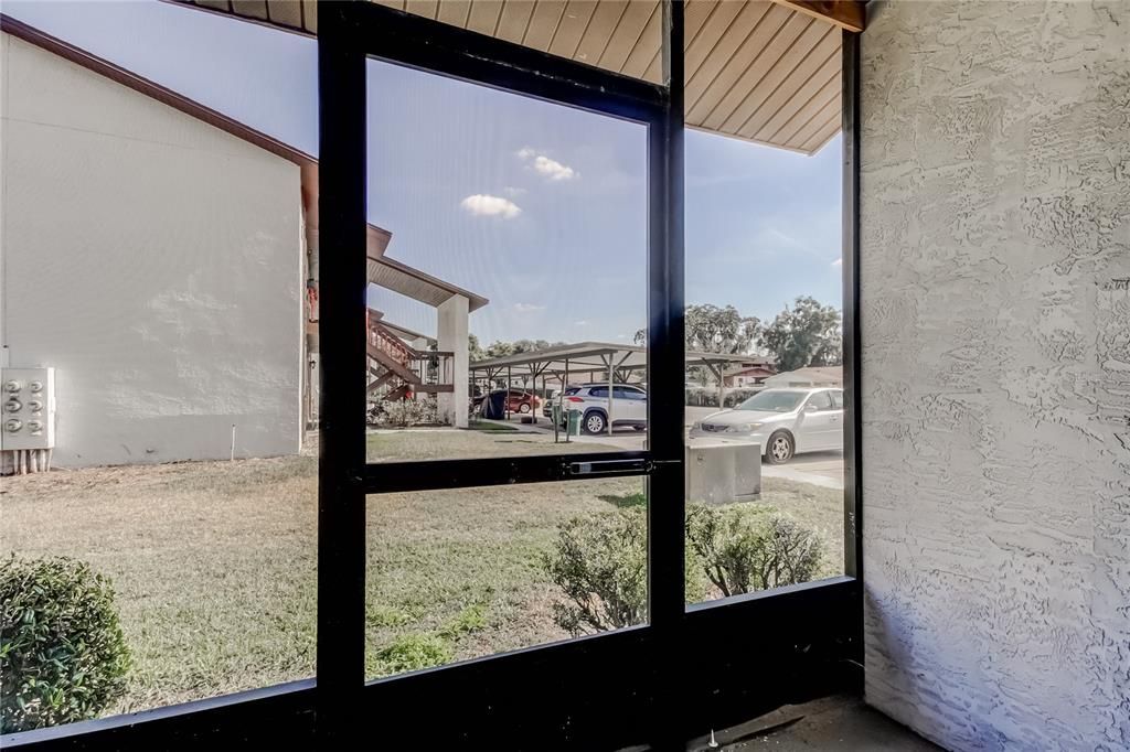 待售: $155,000 (2 贝兹, 2 浴室, 876 平方英尺)