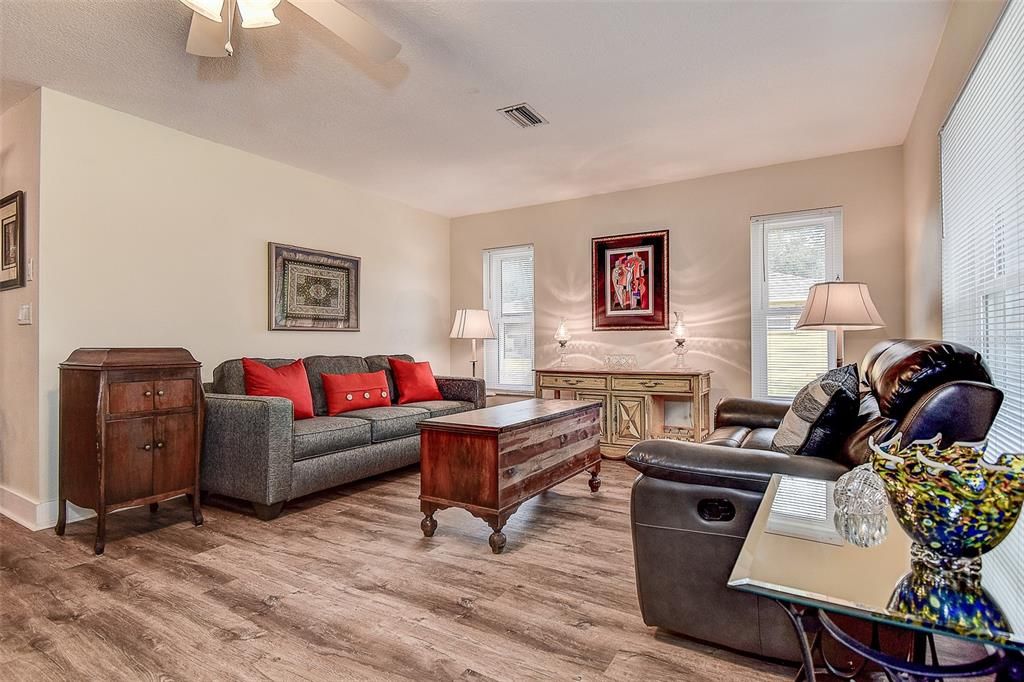 For Sale: $490,000 (4 beds, 3 baths, 3152 Square Feet)