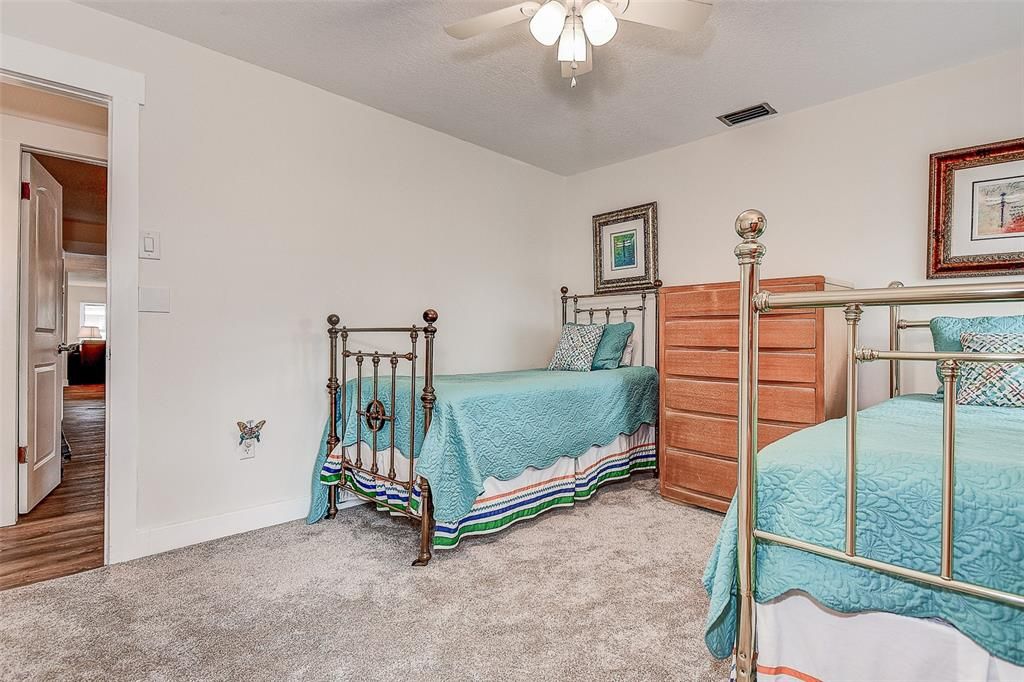 For Sale: $490,000 (4 beds, 3 baths, 3152 Square Feet)