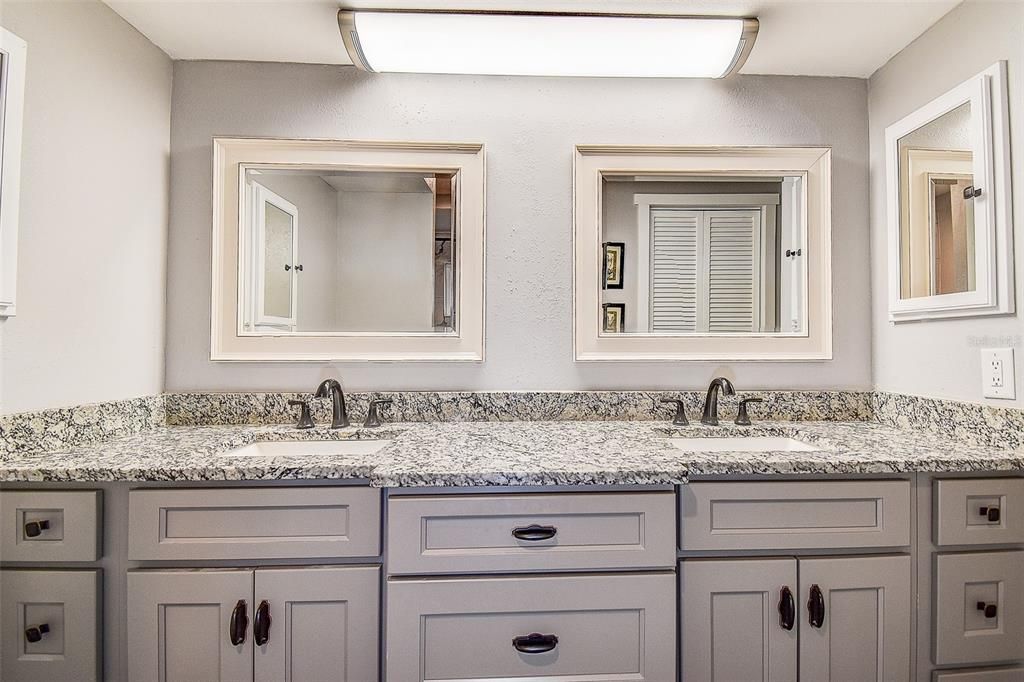 For Sale: $490,000 (4 beds, 3 baths, 3152 Square Feet)