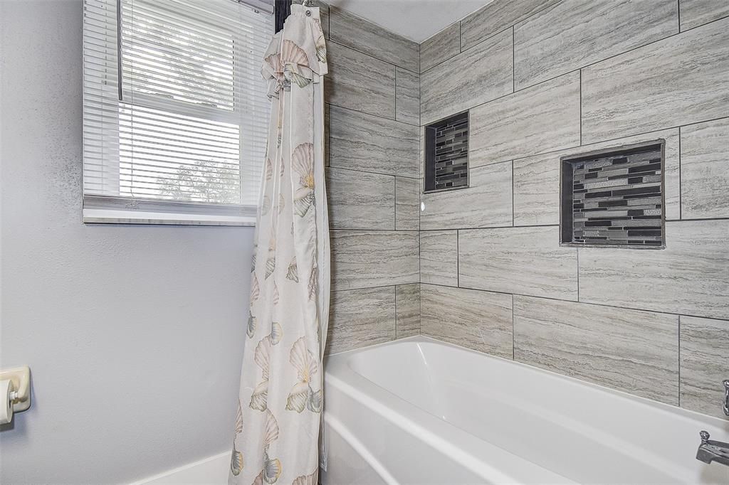 For Sale: $490,000 (4 beds, 3 baths, 3152 Square Feet)